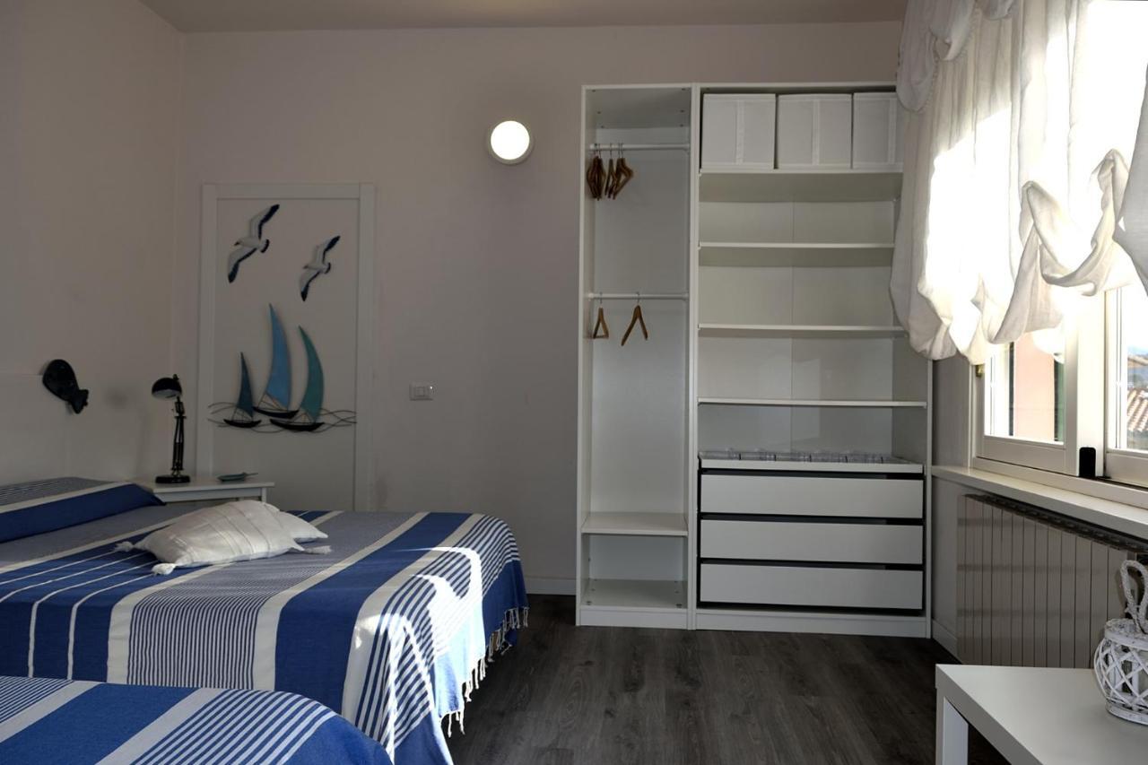 Villa Fiore Apartments Portoferraio Bagian luar foto