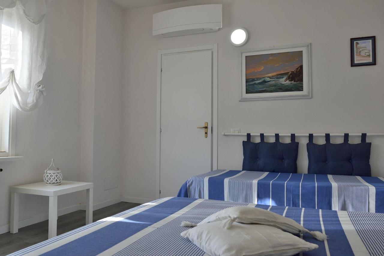 Villa Fiore Apartments Portoferraio Bagian luar foto