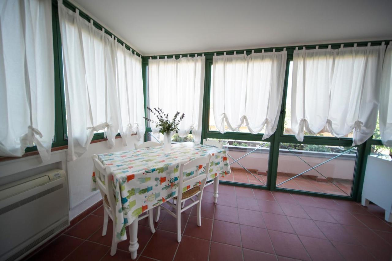 Villa Fiore Apartments Portoferraio Bagian luar foto
