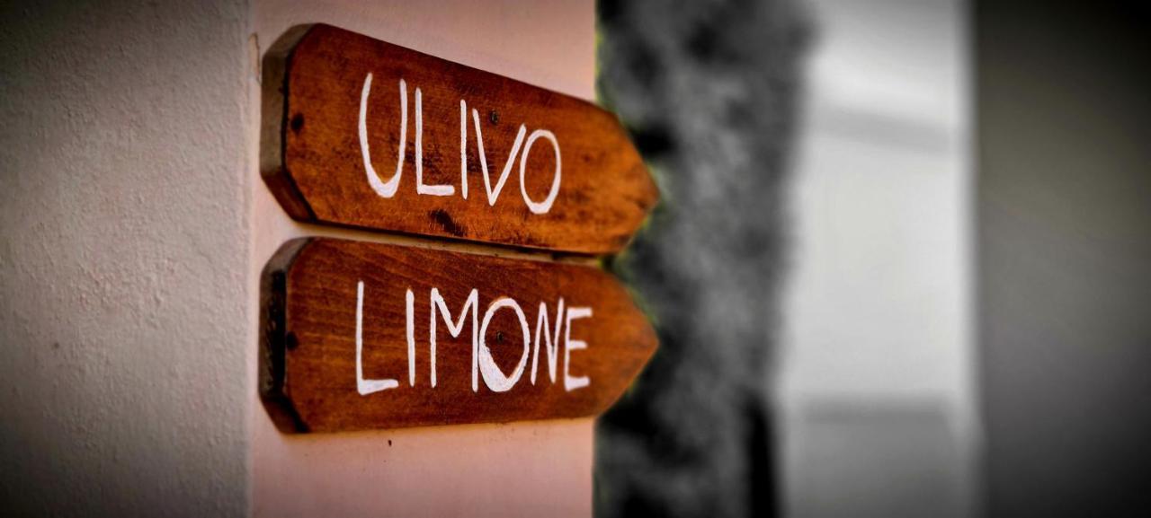 Villa Fiore Apartments Portoferraio Bagian luar foto