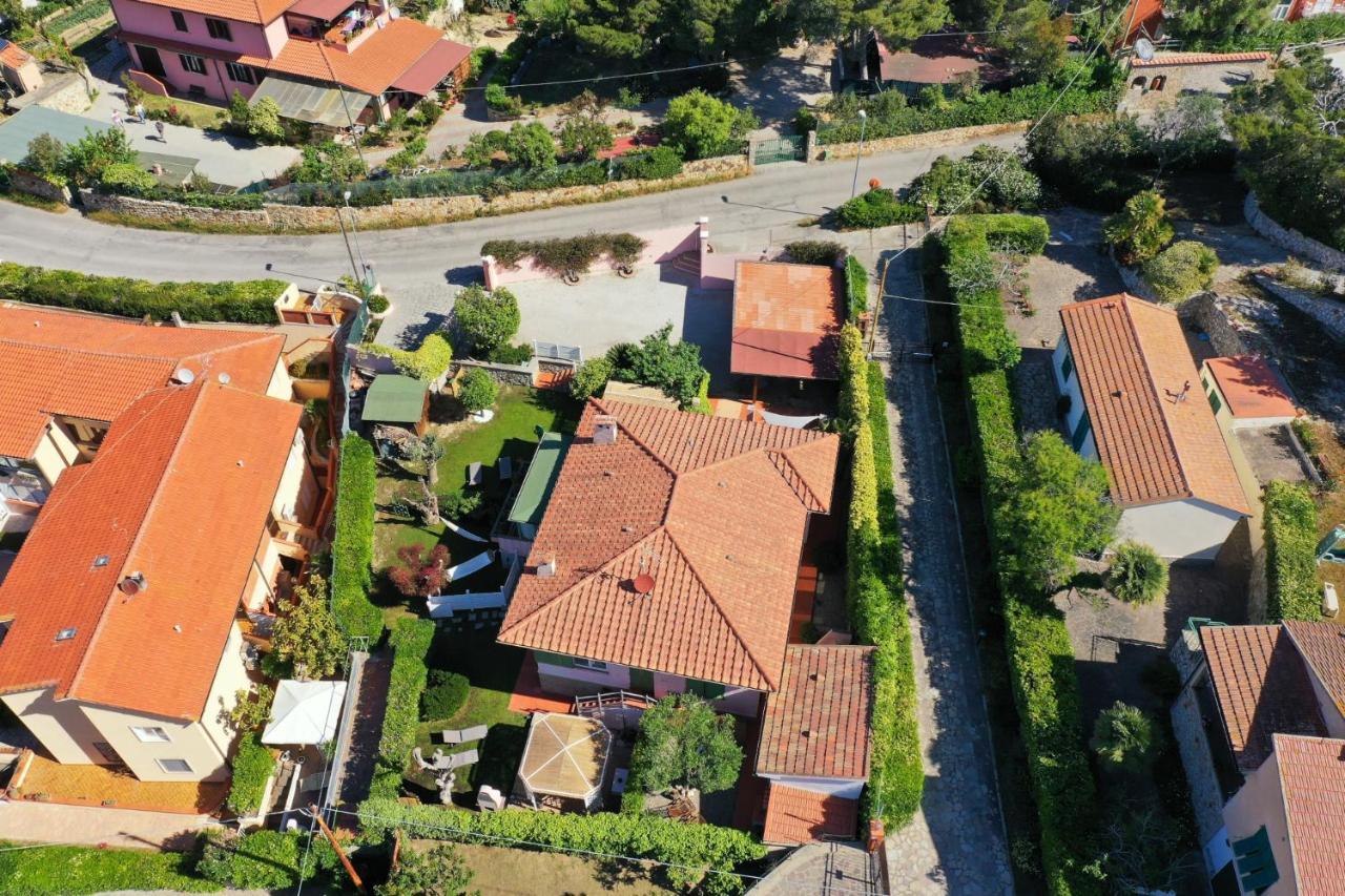 Villa Fiore Apartments Portoferraio Bagian luar foto