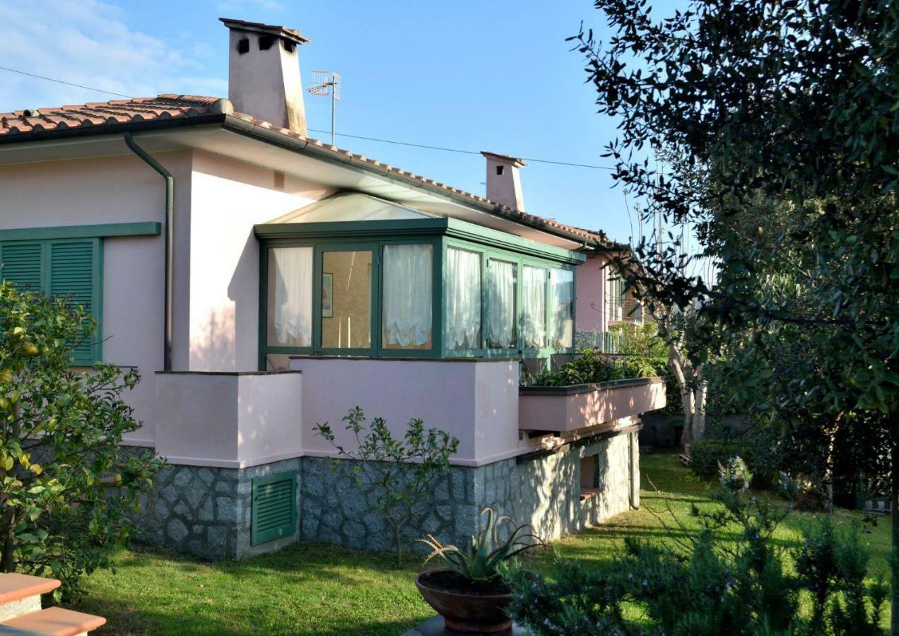 Villa Fiore Apartments Portoferraio Bagian luar foto