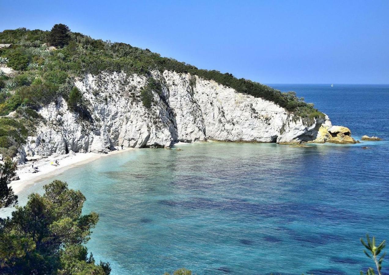 Villa Fiore Apartments Portoferraio Bagian luar foto